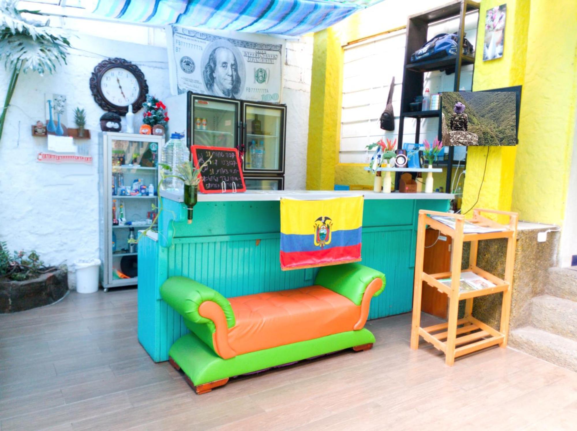 Hostal Inti Raymi Backpackers Baños Exteriör bild